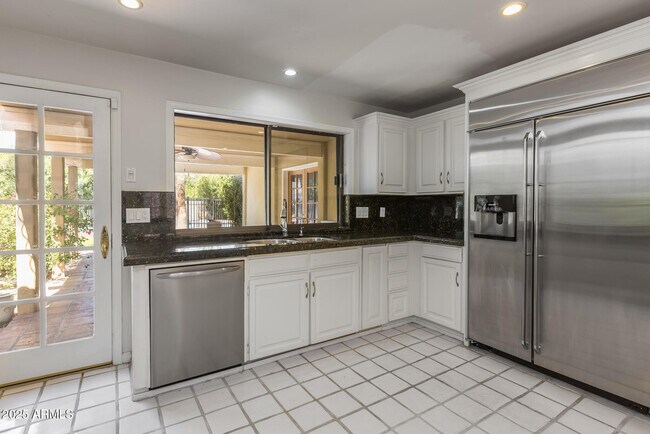 Building Photo - 49 Biltmore Estates Dr