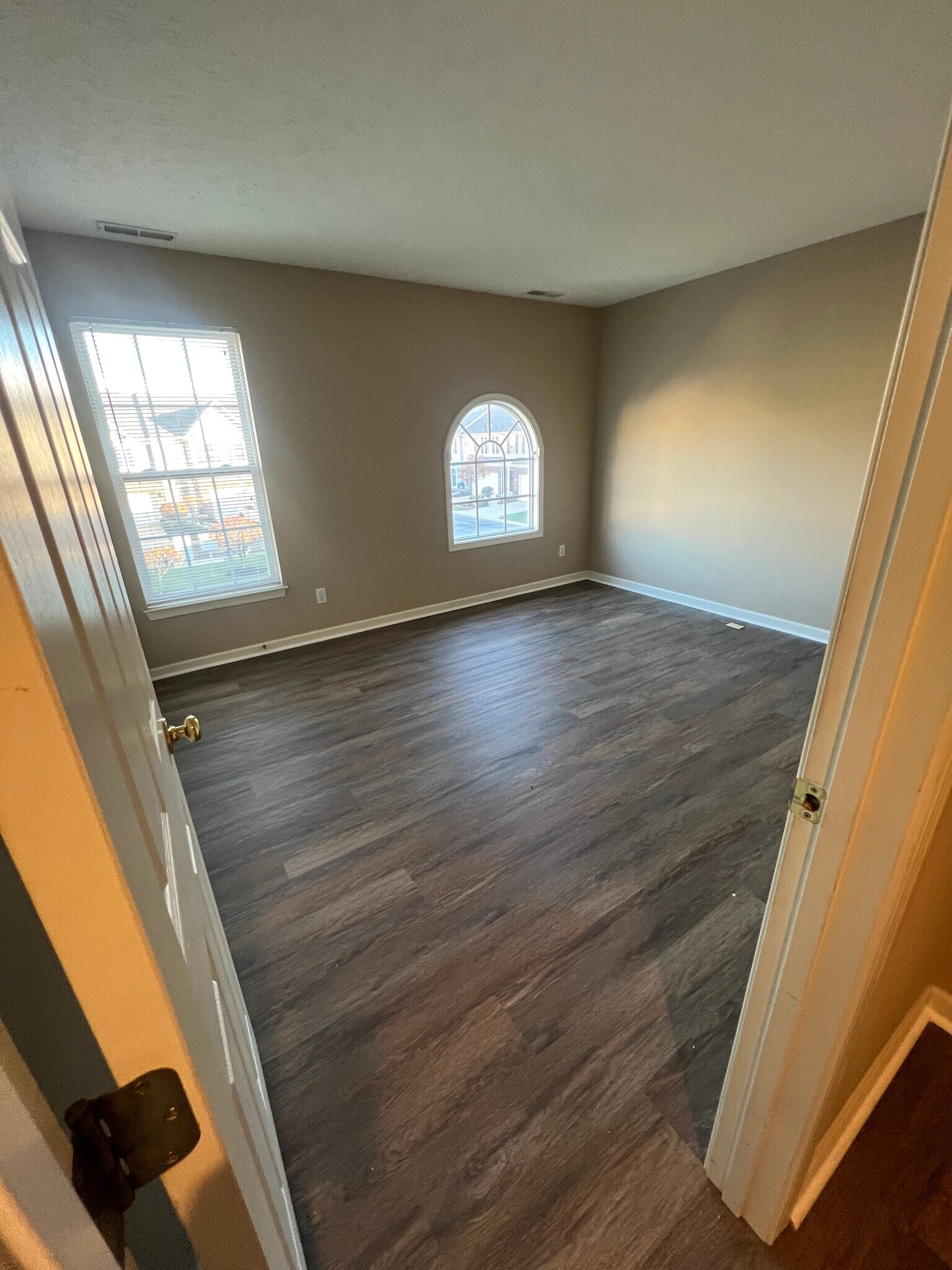 Building Photo - 2898 Andover Cir