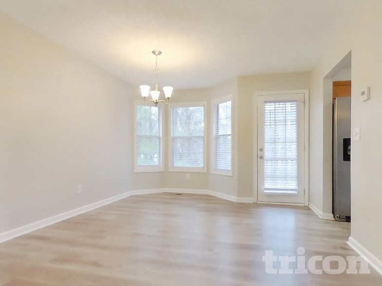 Building Photo - 104 Ivy Trace Ln