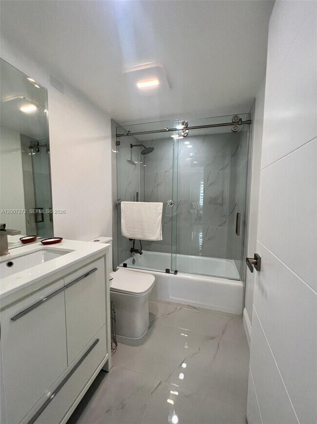 Building Photo - 155 Ocean Ln Dr