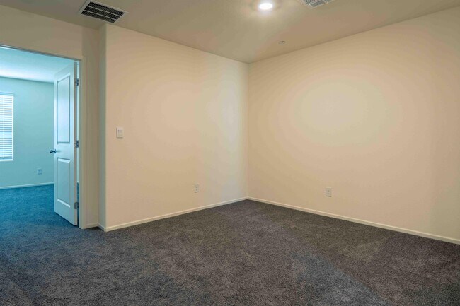 Building Photo - 3727 CELESTA VISTA Ave