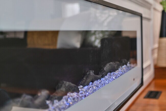 Building Photo - 5213 D St SE