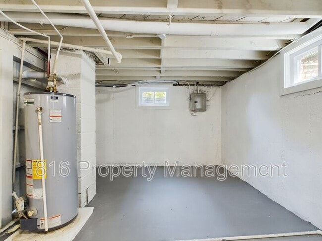 Building Photo - 4535 Lister Ave