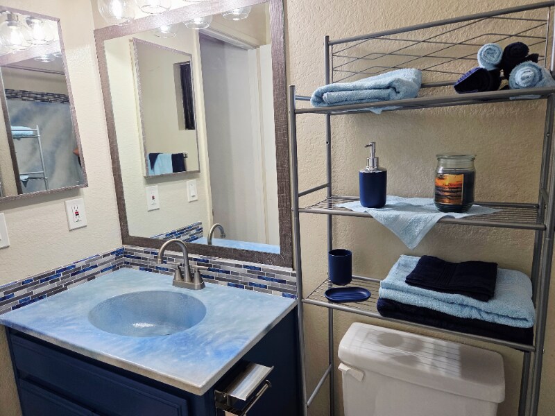 Building Photo - 514 Coronado Ave