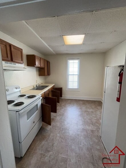 Building Photo - 688 Bybee Branch Rd