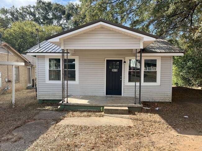 Primary Photo - For Rent – Charming 3 Bedroom, 1 Bath Home