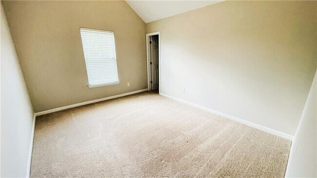 Building Photo - 1215 Grey Rock Way