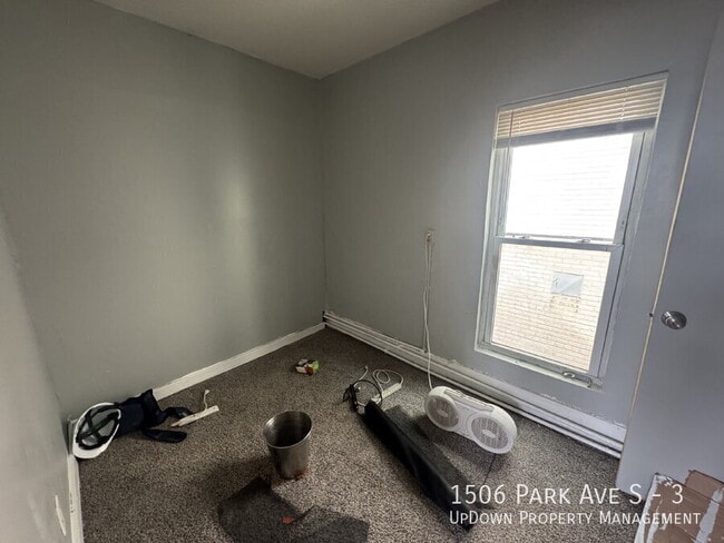Building Photo - 1506 Park Ave
