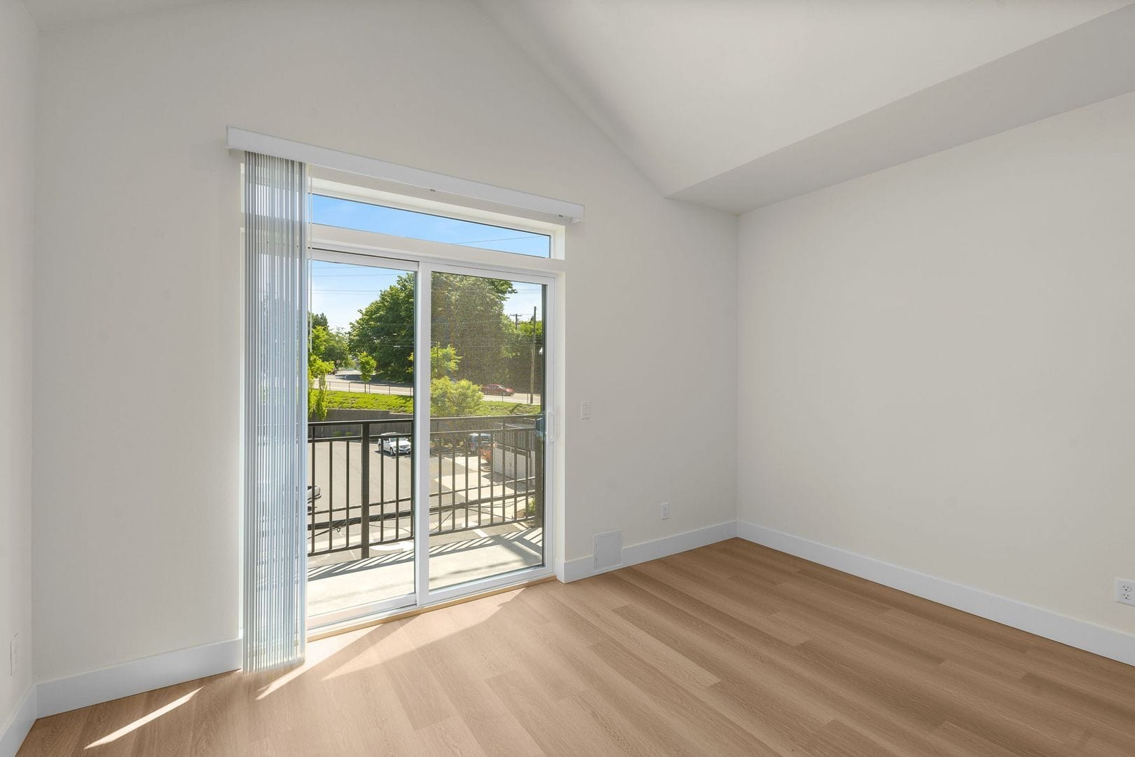 Building Photo - 8417 SW 24th Ave