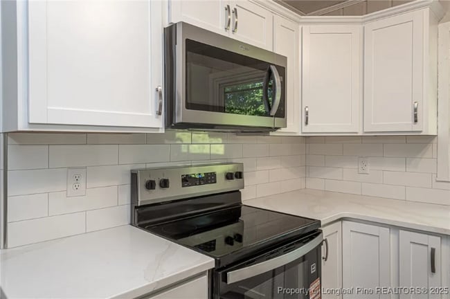 Building Photo - 675 Wiltshire Rd