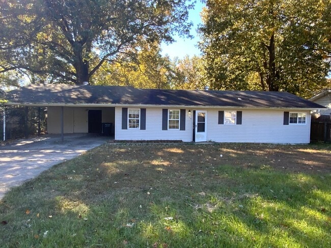 Building Photo - 115 Blakely Rd