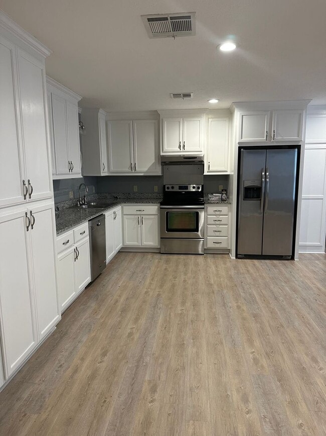 Building Photo - HOME FOR RENT | Lake Charles