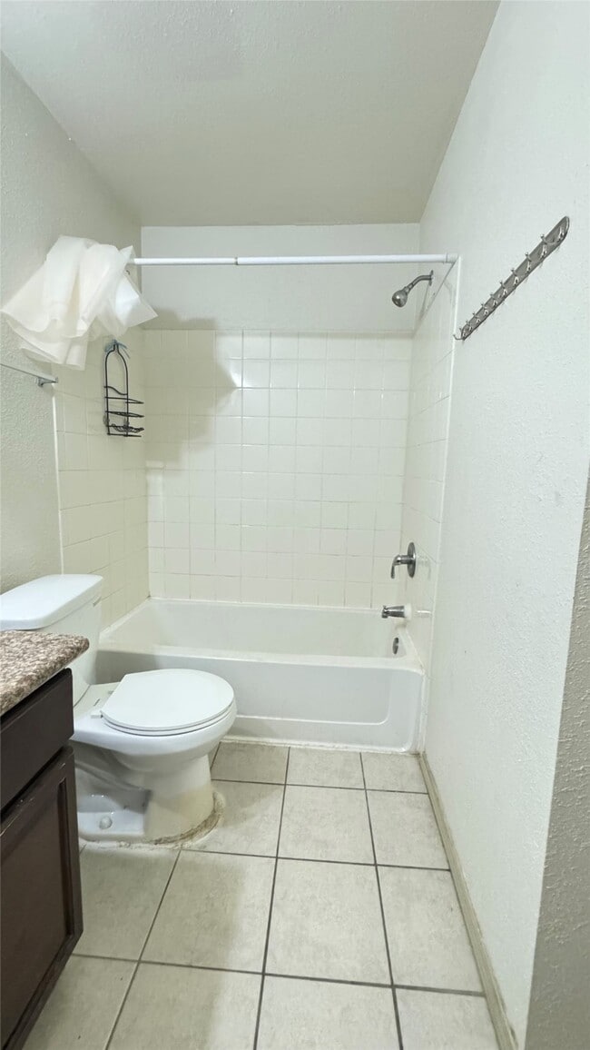 Building Photo - 10802 Kingspoint Rd