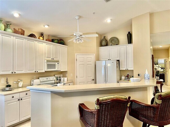 Building Photo - 3304 Sunset Key Cir