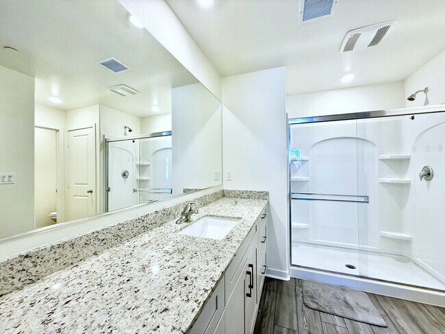 Building Photo - AVAILABLE NOW!! GORGEOUS Two Story 4 Bedroom 2.5 Bathroom Home in Indio! ***MOVE IN SPECIAL - 50%...