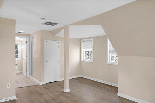 Building Photo - 800 Navesink River Rd