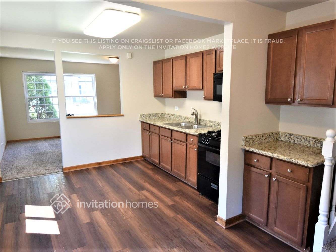 Building Photo - 11521 S Karlov Ave