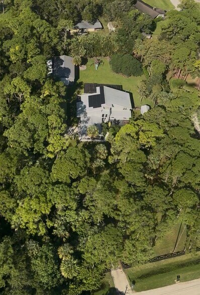 Building Photo - 16887 97th Way N