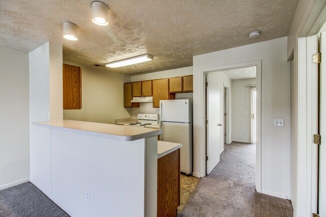 Building Photo - Riverbend Apartment Homes