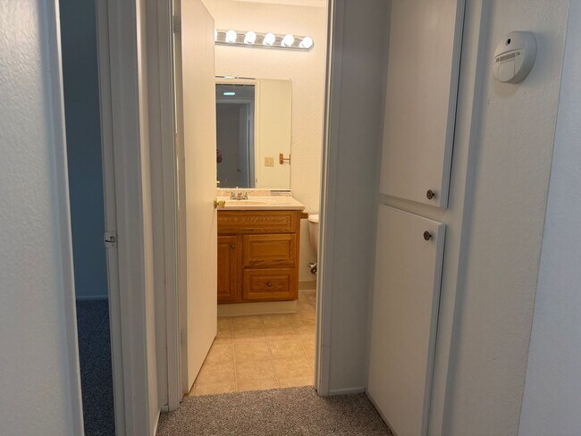 Building Photo - 6172 Peoria Dr