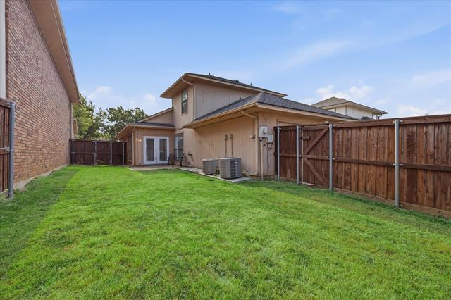 Building Photo - 2909 Menlo Park Ln