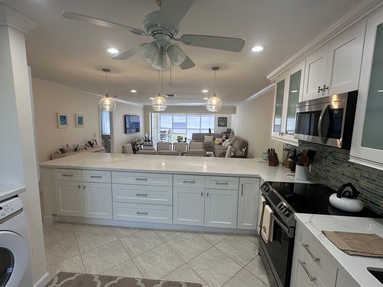 Building Photo - 1860 NW 13th St