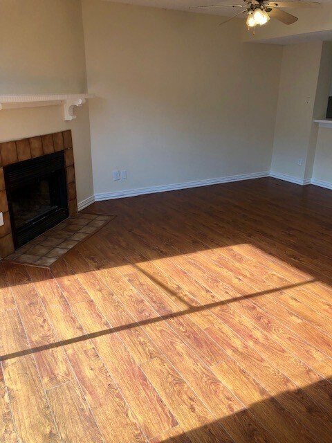 Building Photo - 3 bedroom condo by UNT