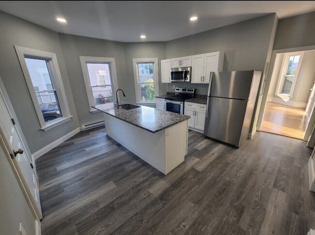 Building Photo - 91 E Ashland St