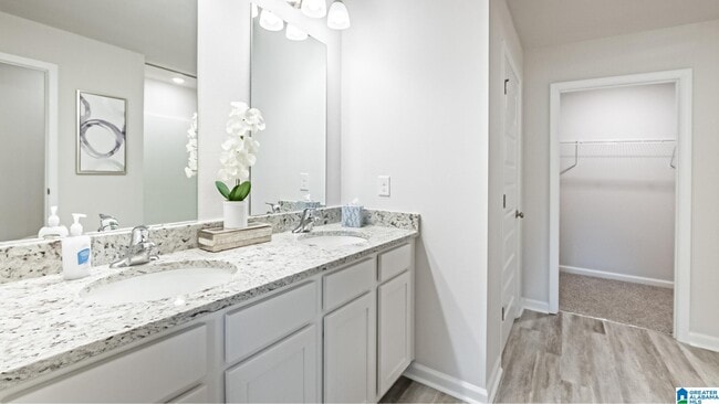 Building Photo - 136 Aberdeen Lp