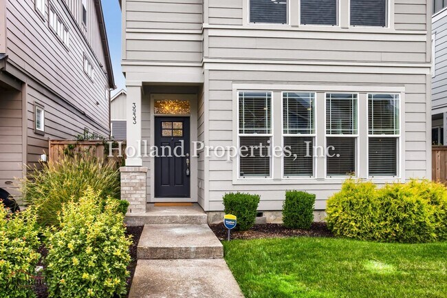 Building Photo - 3933 SE 83rd Ave