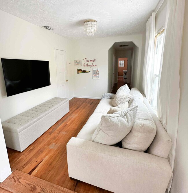 Building Photo - 2605 54th St S