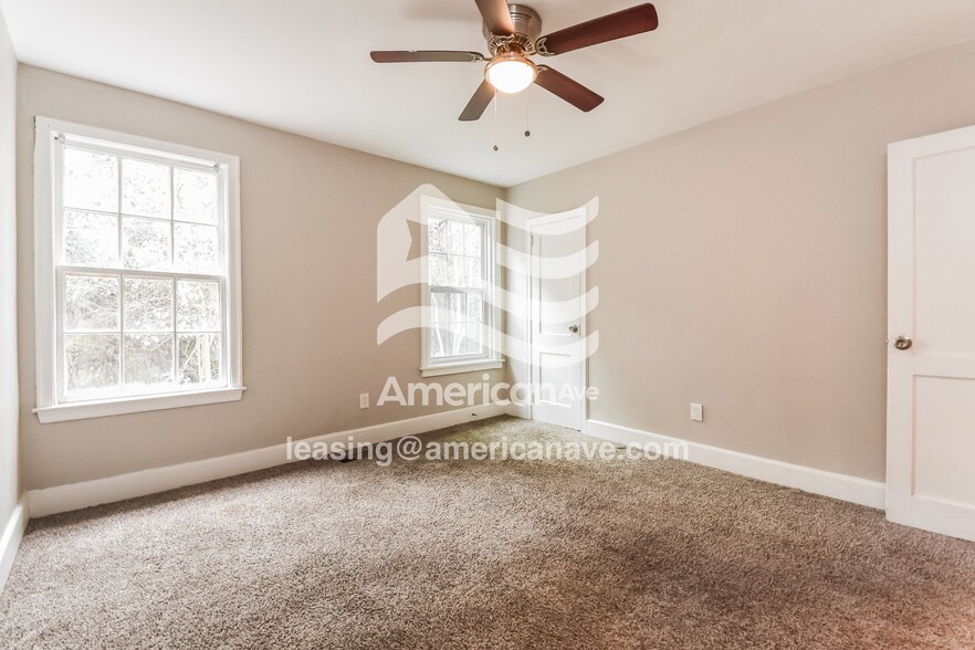 Building Photo - 761 Portland Ave