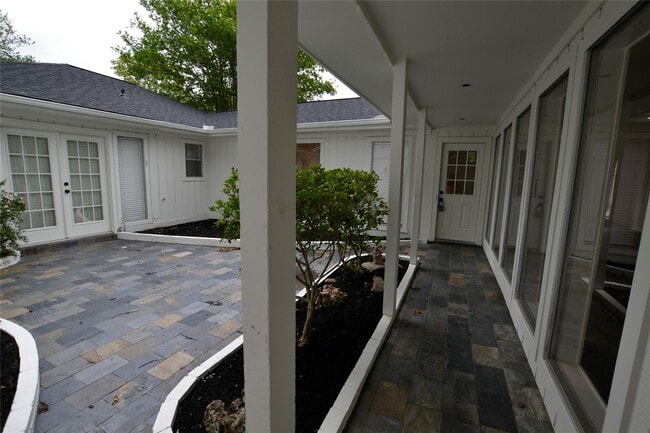 Building Photo - 14314 Piping Rock Ln