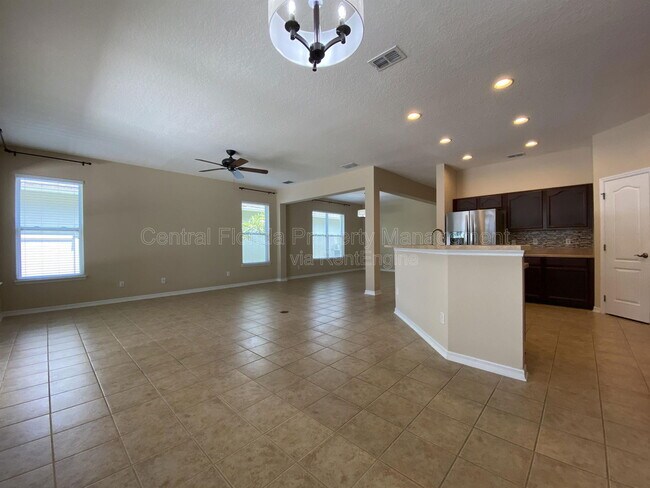 Building Photo - 13131 Penshurst Ln