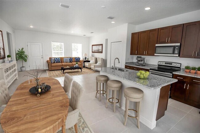 Building Photo - 483 Marion Oaks Blvd
