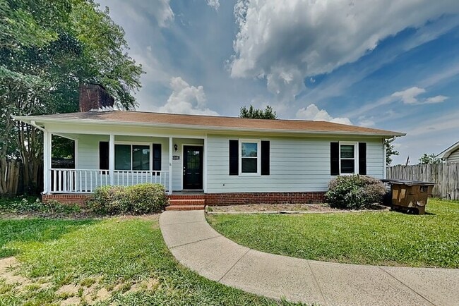 Building Photo - 5205 Chelsey Ln