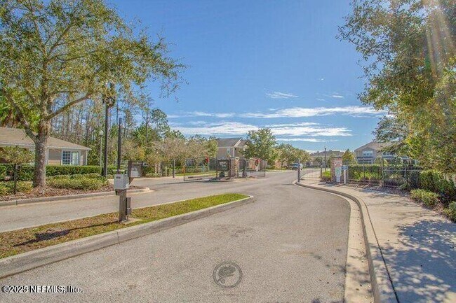 Building Photo - 4204 Crownwood Dr