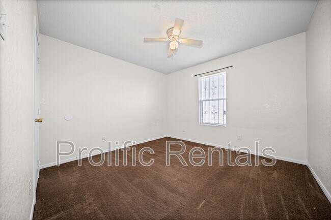 Building Photo - 3211 Tom Lockett Dr