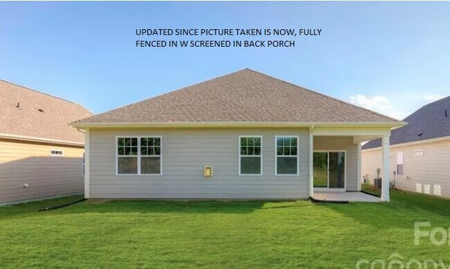 Building Photo - 758 Latrobe Dr