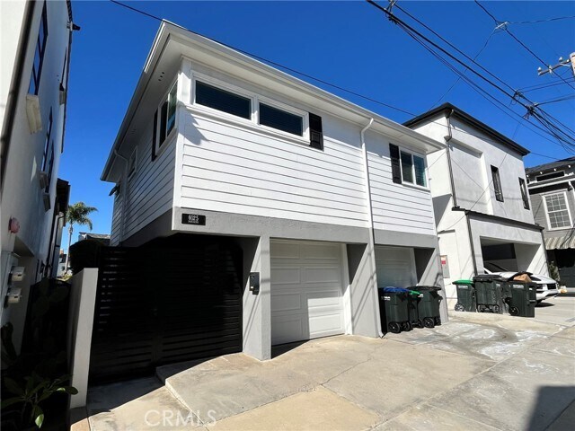 Building Photo - 602 Narcissus Ave