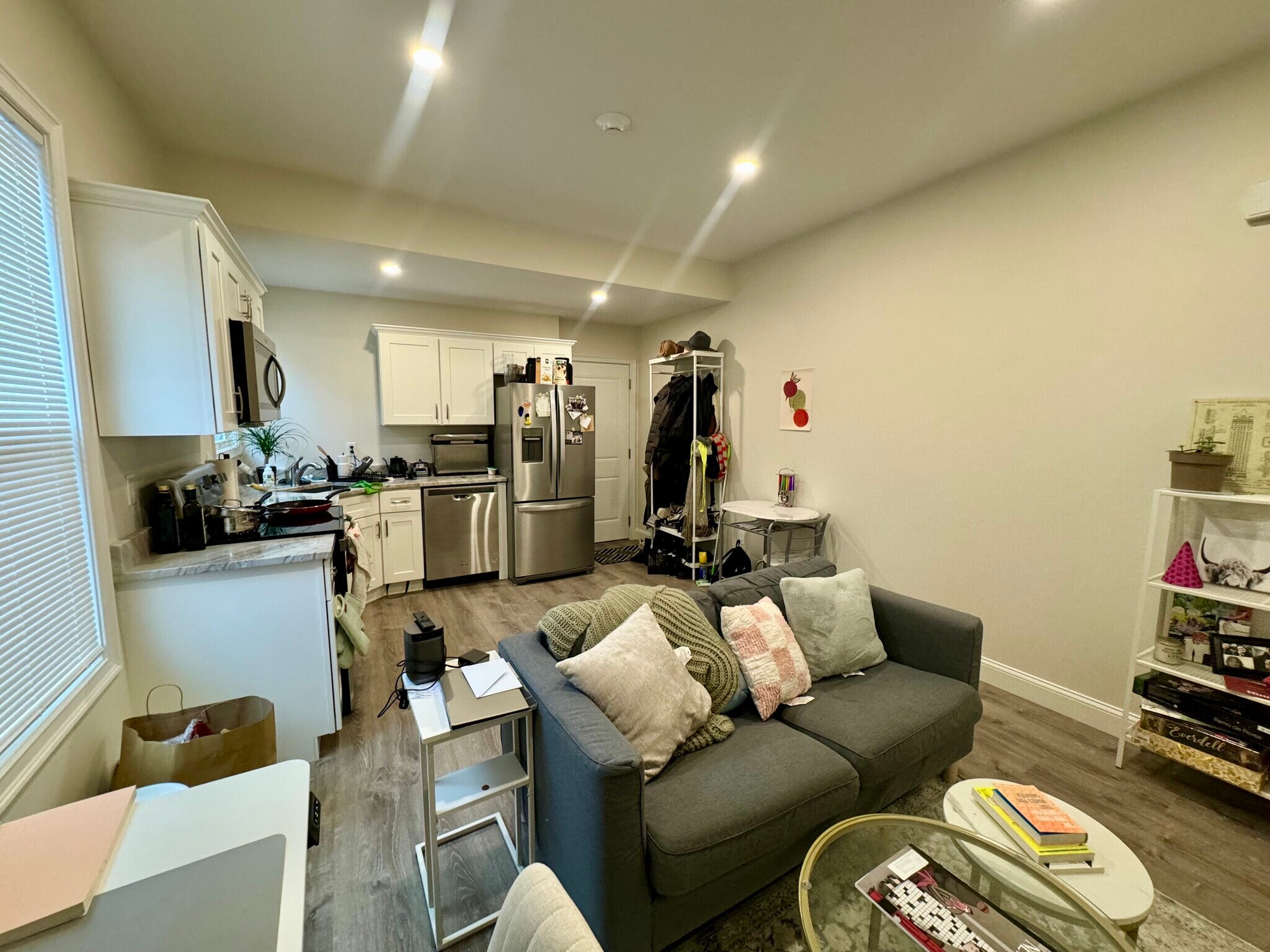 Building Photo - 120 Pitman St