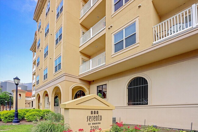 Building Photo - 2203 Dorrington St
