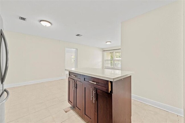 Primary Photo - 1524 NW 18th Ct