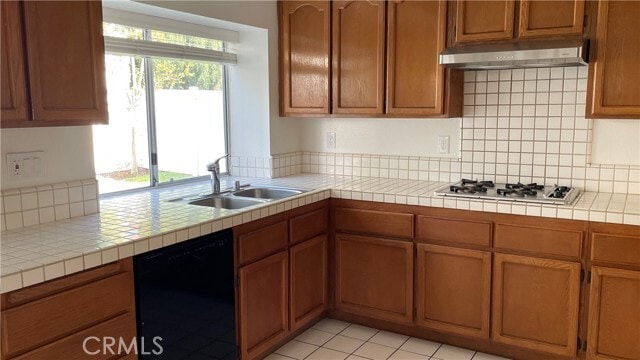 Building Photo - 19 Lorenzo