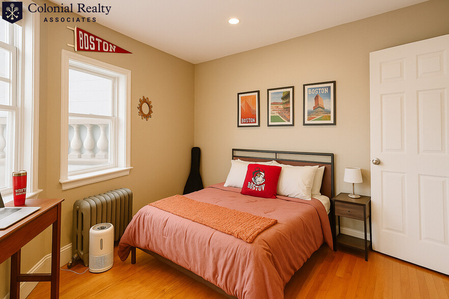 Building Photo - 326 St Paul St