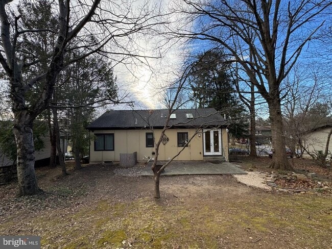 Building Photo - 6158 40 Winks Way