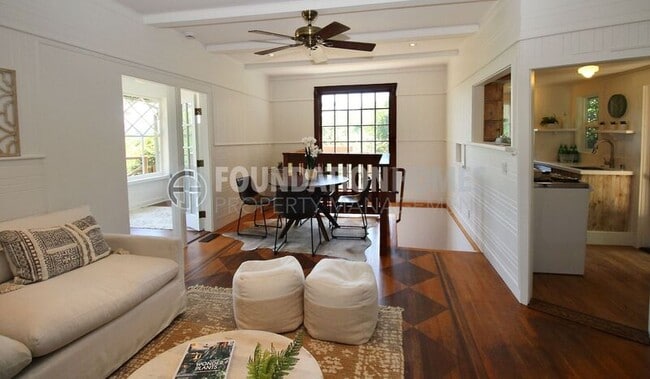 Building Photo - 47 Woodside Ln