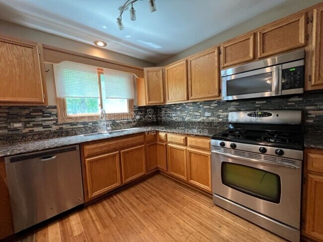 Building Photo - 2805 Breckenridge Cir