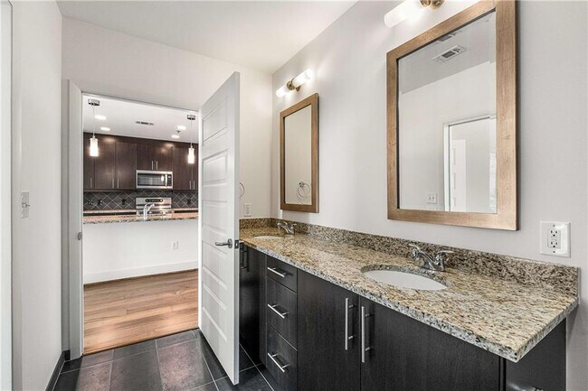 Building Photo - 1080 Peachtree St NE