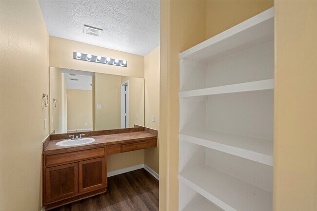 Building Photo - 21114 Sprouse Cir